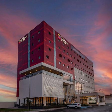 Ramada Encore By Wyndham Guadalajara Aeropuerto Las Pintas Exterior photo